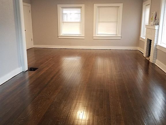 3rd image of 2906 E 29th St