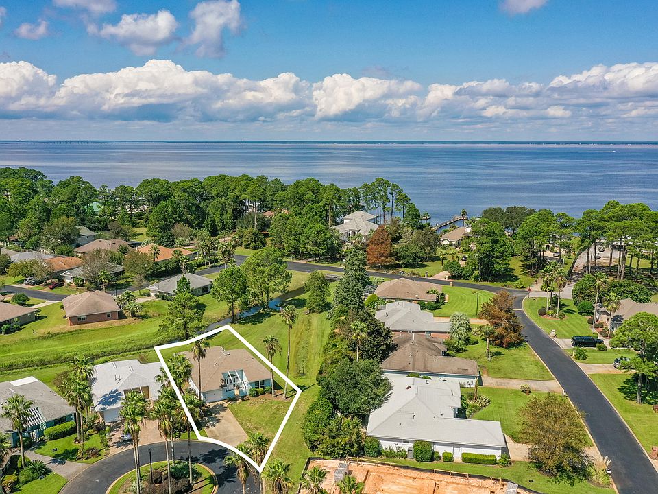 1st image of 8 Bougainvillea Ct