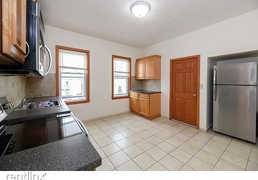 9 Agassiz #2 Belmont Shared Unit Photo 5