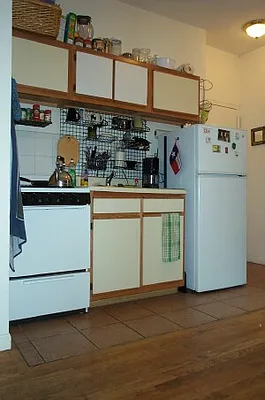 Rented by Tower Brokerage | media 20