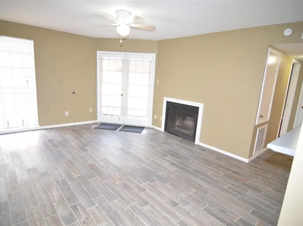 12500 Sandpiper Dr APT 137, Houston, TX 77035