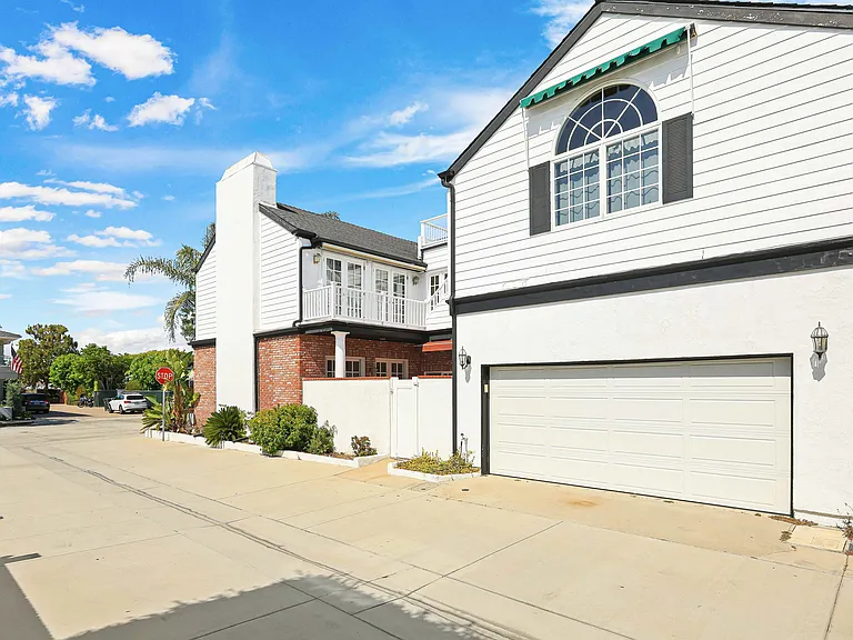 2025 E Balboa Blvd — Photo 57