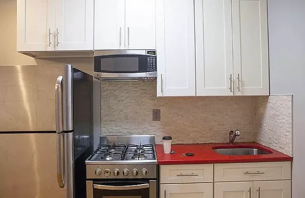 Rented by Brooklyn Group | media 11