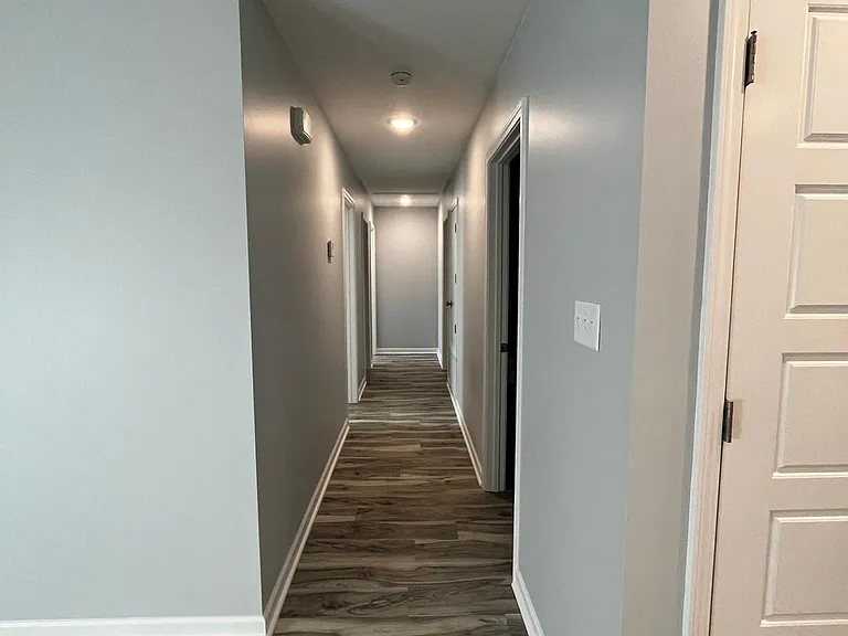 385 Lawler Ave — Photo 5