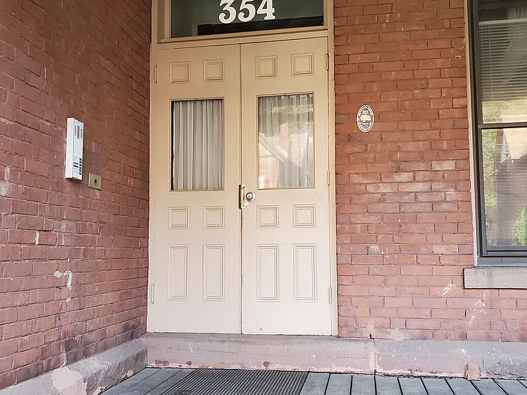 354 Laurel St #2B — Photo 1