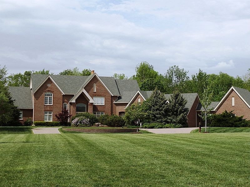 1st image of 3128 Donegal Cir