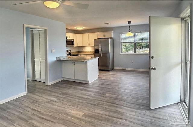 Sailwind Condominiums - Gulf Breeze, FL | Zillow