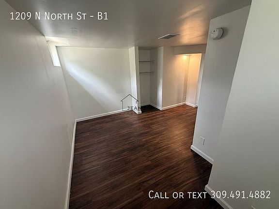 3rd image of 1209 N North St #B1