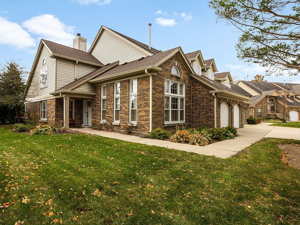 1st image of 87 Willow Pkwy #70-1