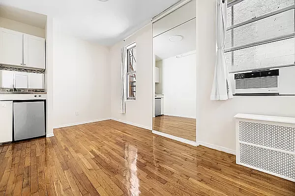 Rented by REAL New York | media 13