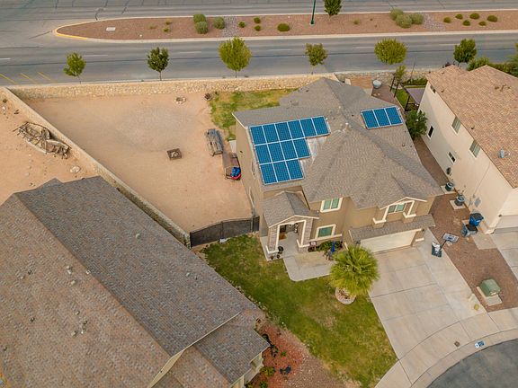 3rd image of 3852 Loma Jacinto Dr