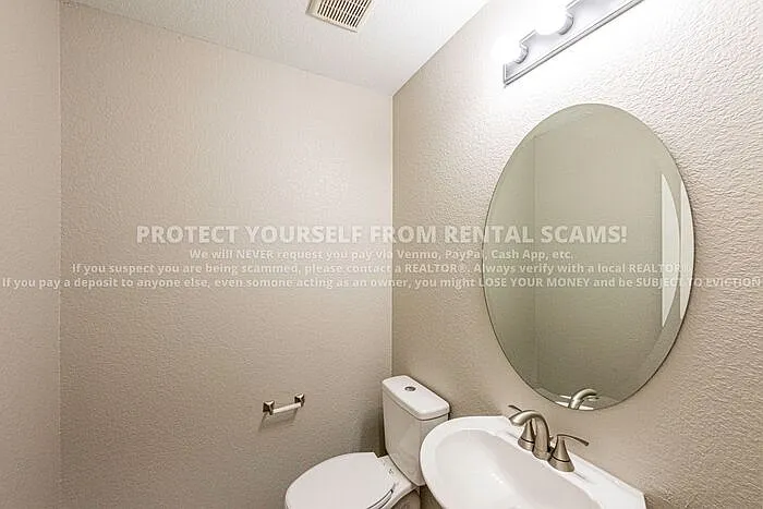758 W Breeze Cv — Photo 8