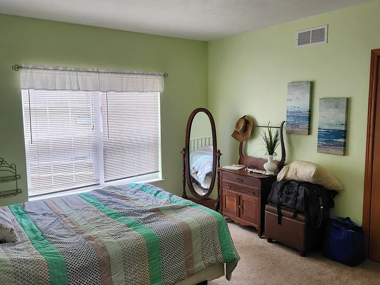 Clearwater Dr — Photo 3