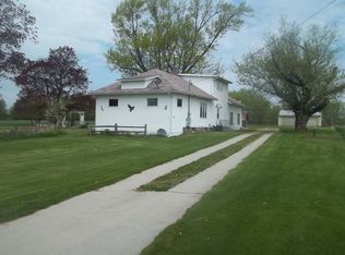 3168 W Deaner Rd, Six Lakes, MI 48886