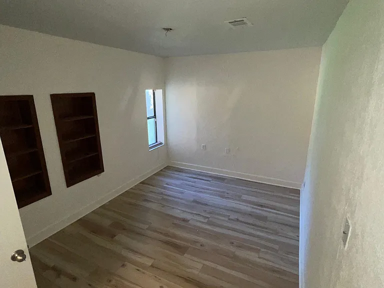 8429 Island View Dr — Photo 15