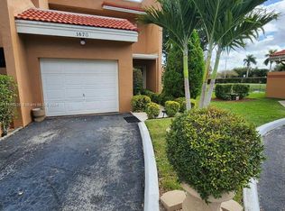 1670 SW 120th Ter, Pembroke Pines, FL 33025