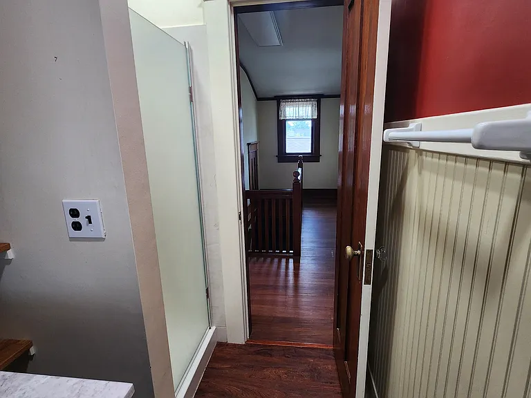 806 H St — Photo 23