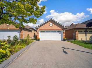 19 Silkwood Cres, Brampton, ON L6X4L1