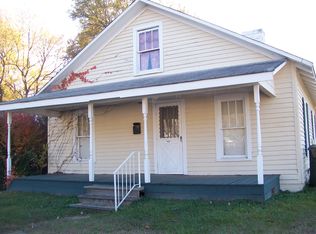 104 Bates Ave, Cherryville, NC 28021