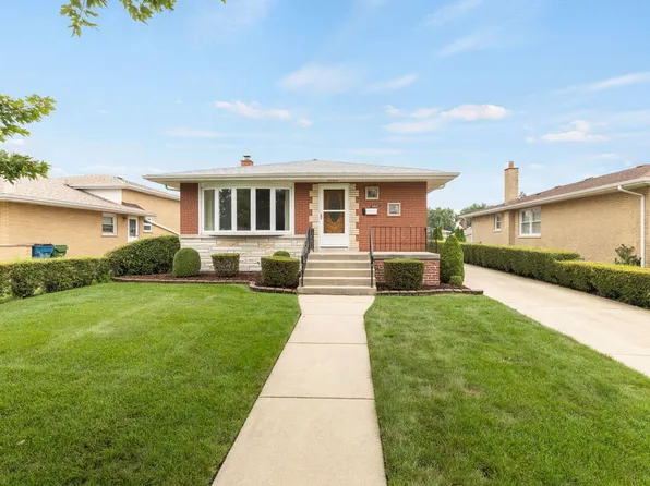 4537 W 100th Pl, Oak Lawn, IL 60453