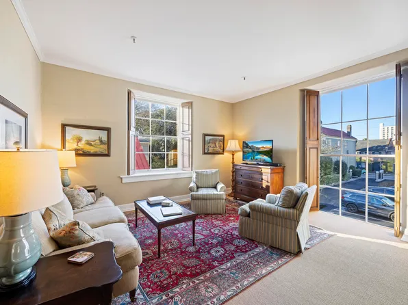 67 Legare St APT 201, Charleston, SC 29401