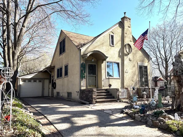 811 Albion Ave, Fairmont, MN 56031