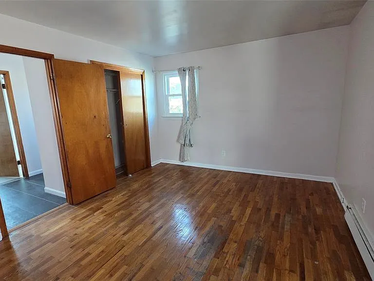 159-161 Tappan St — Photo 8