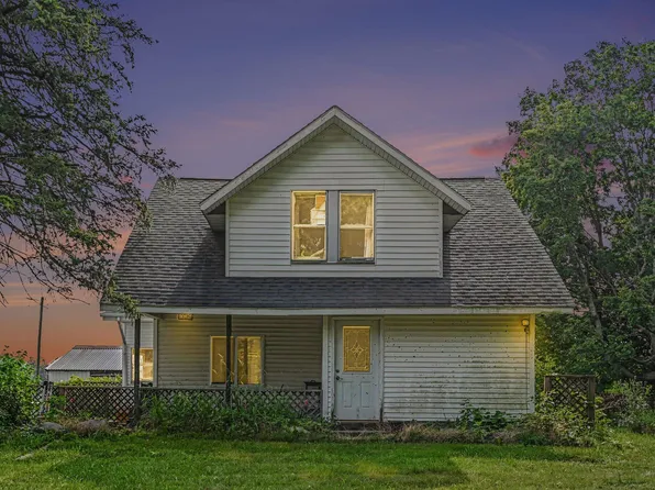 41491 70th St, Covert, MI 49043