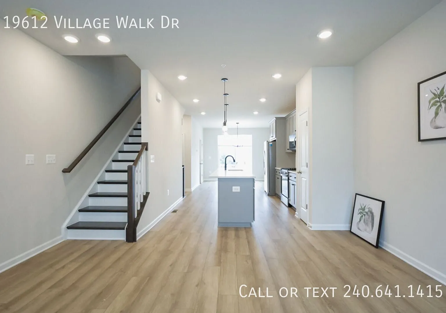 Lovely 3 BR/3.5 BA Townhome in Montgomery Village! — Photo 4