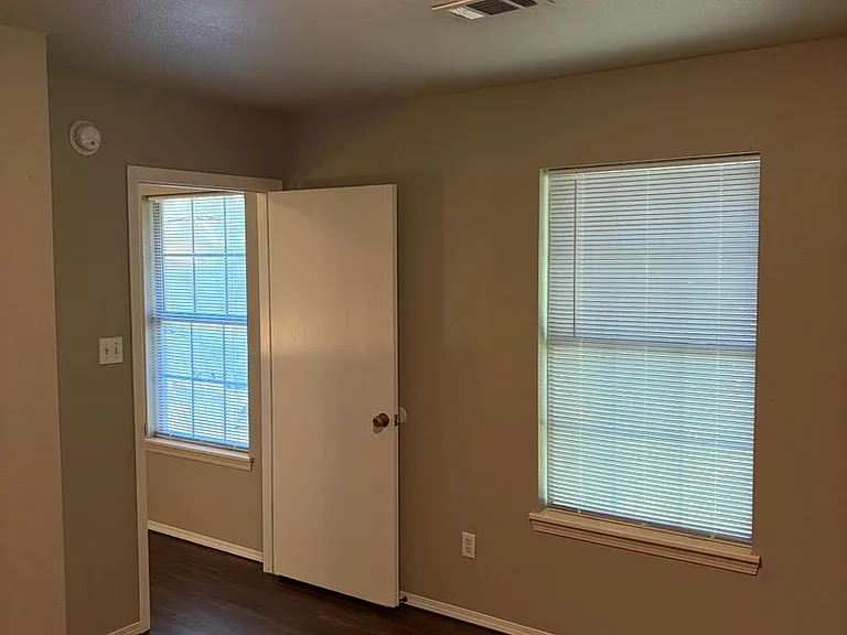 1125 Grinnel Cir — Photo 20