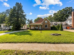 1901 N Grant Ave, Springfield, MO 65803