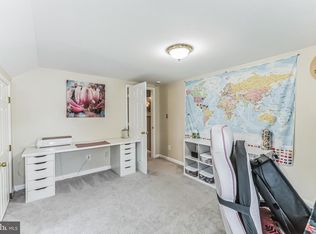 14710 Featherstone Rd #4, Woodbridge, VA 22191