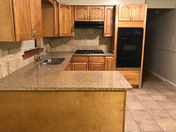 3rd image of 2221 119th St