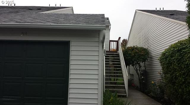 1st image of 4000 NE 109th Ave Unit 213F