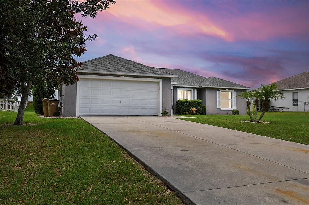 10340 Vista Pines Loop, Clermont, FL 34711 MLS T3453559 Zillow