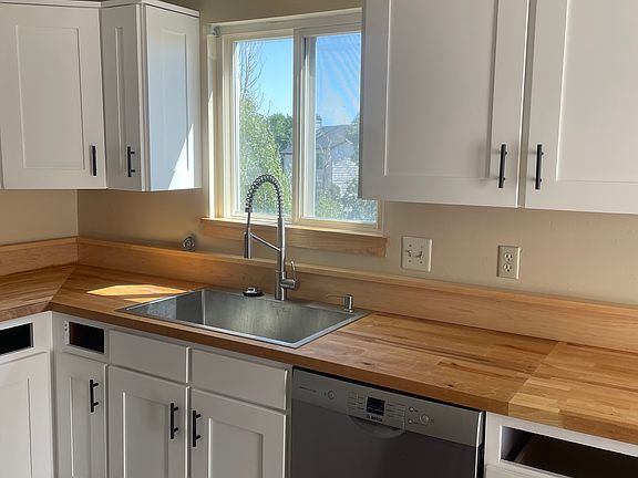 4th image of 8419 Chancellor Dr