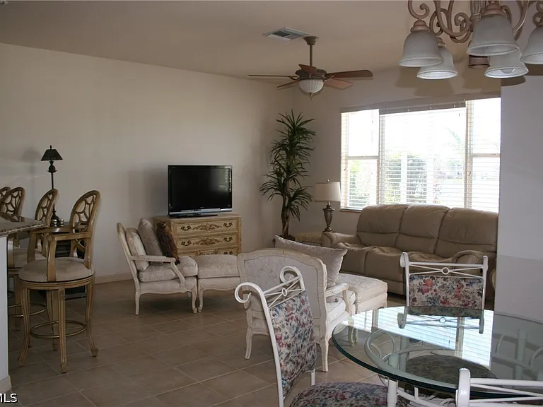 20728 Tisbury Ln — Photo 11