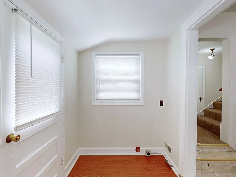 4168 Sherman Ave — Photo 11