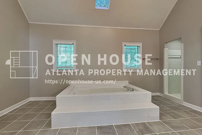 2798 Colony Cir — Photo 11