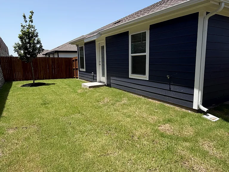 3023 Serenity Ln — Photo 4
