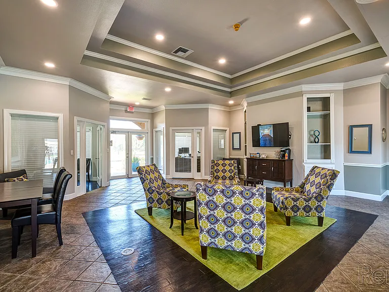 Crestview at Oakleigh Apartments — Photo 53