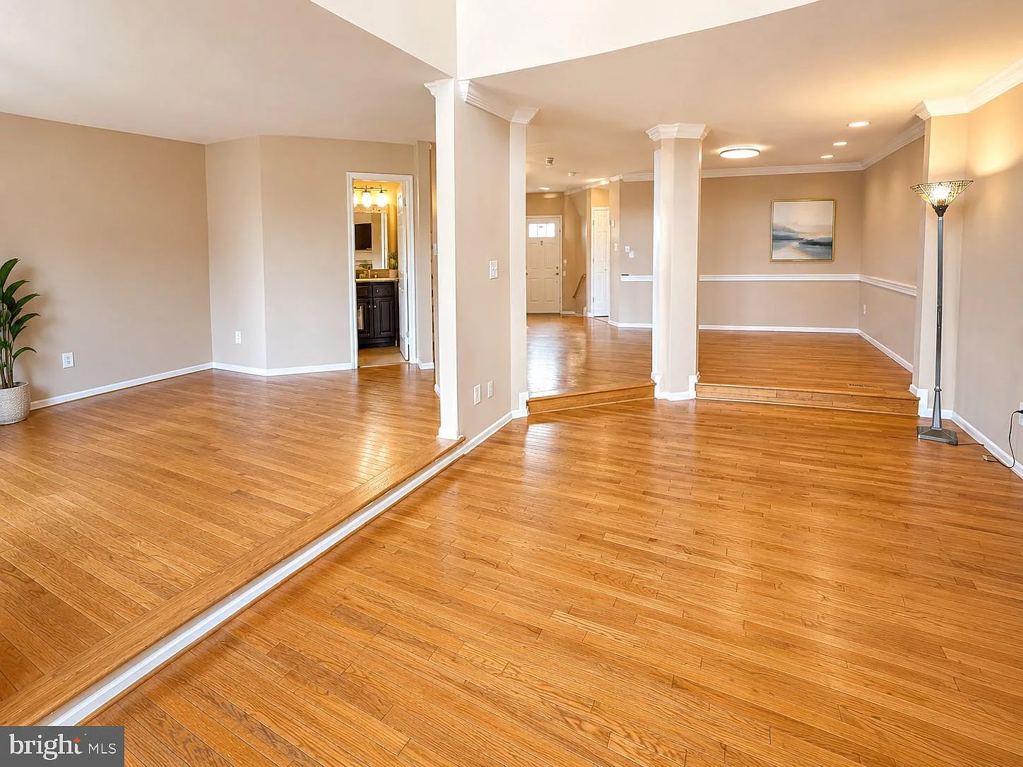 4 bed, 4.0 bath, 2662 sqft, $4,400 — Photo 3
