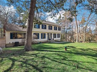 59 Colonial Ridge Dr, Gaylordsville, CT 06755
