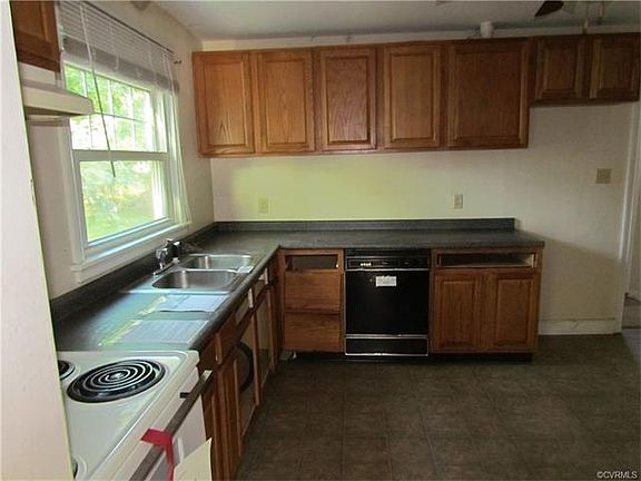 5th image of 960 Barlen Dr