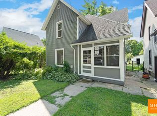 923 Emerald St, Madison, WI 53715