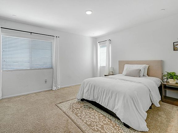 5th image of 32964 Pacifica Pl