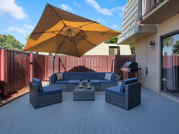 5220 52nd Way, West Palm Beach, FL 33409