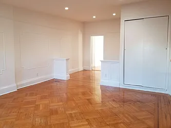 Rented by Brownstone Property Group