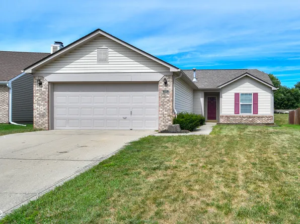 10682 Huntwick Dr, Indianapolis, IN 46231