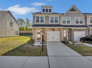 8631 Underhill Dr, Glen Allen, VA 23060